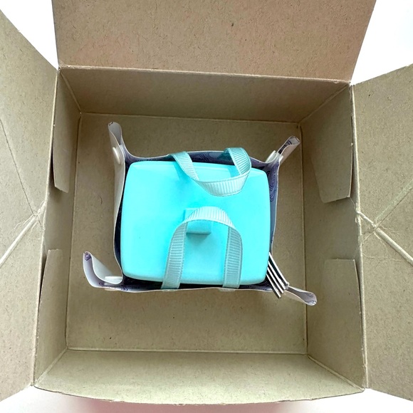 American Girl Just 4 U! Stackable Lunch Set - Retired - Picture 4 of 10